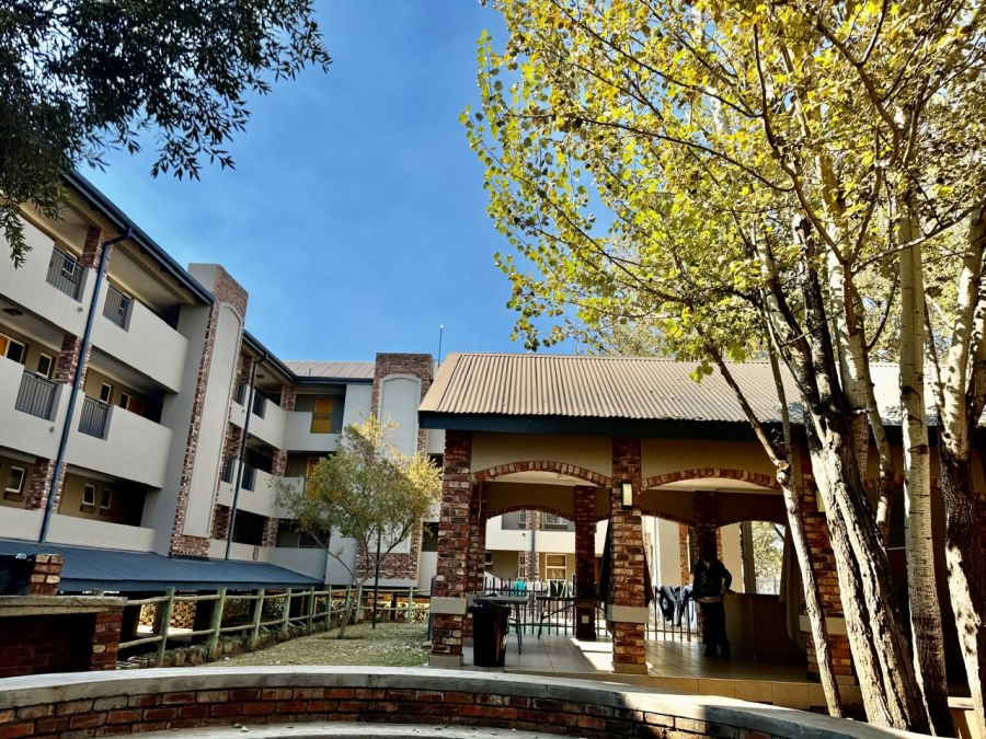 2 Bedroom Property for Sale in Van Der Hoff Park North West